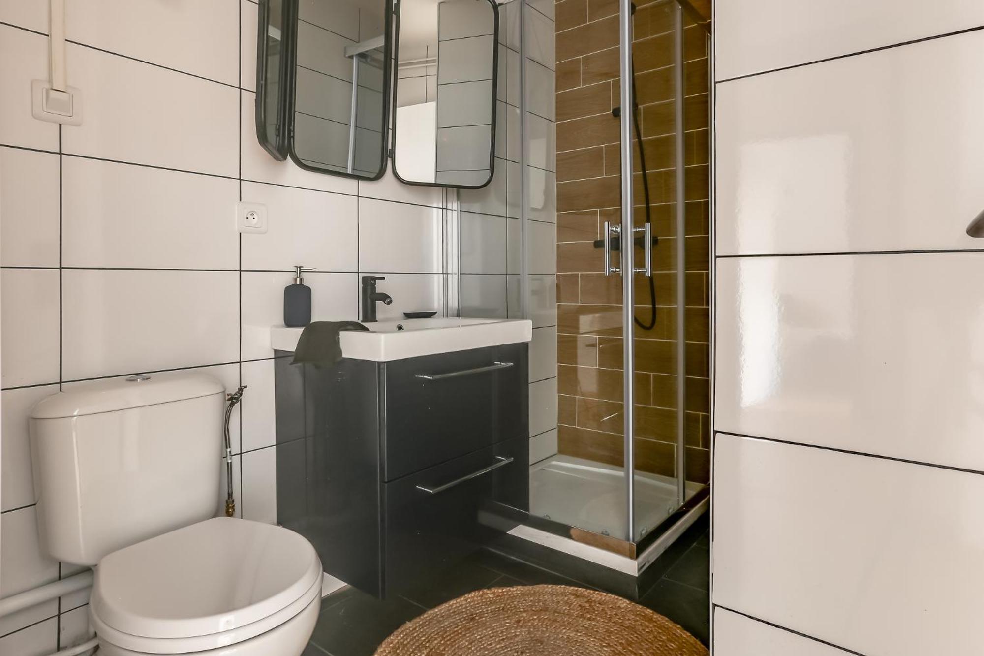 Suites Independantes Toutes Equipees Leopold Ou Carnot Nancy Quarto foto