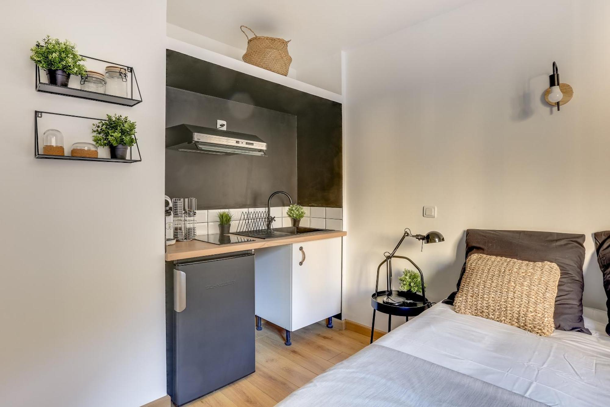 Suites Independantes Toutes Equipees Leopold Ou Carnot Nancy Quarto foto